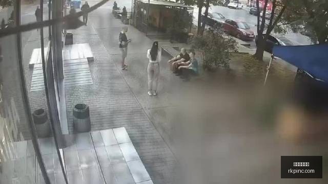年最新款全,键盘手机,第二设备首,金球体育直播,足球直播,球赛直播,金球体育